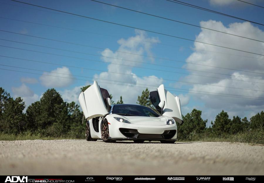  McLaren MP4-12C on ADV.1 Wheels (ADV10RMV2CS) 2015 года  (фото 9 из 24)